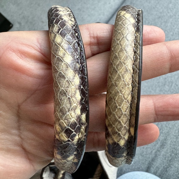 Michael kors leather purse - Picture 3 of 8